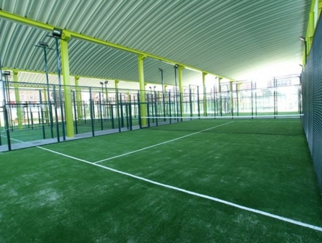 Pistas cubiertas de padel